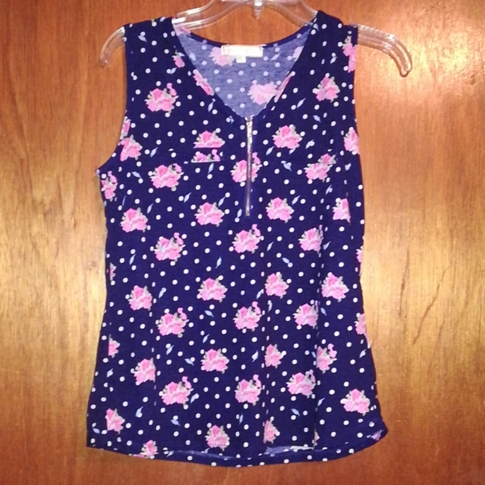 Sleeveless top